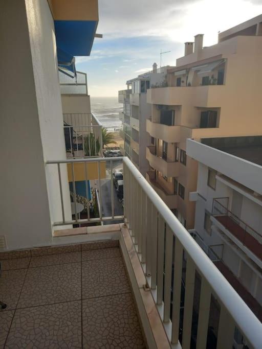 Apartamento Em Quarteira Kültér fotó
